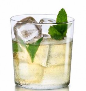 Tiojito in glass with ice and mint 