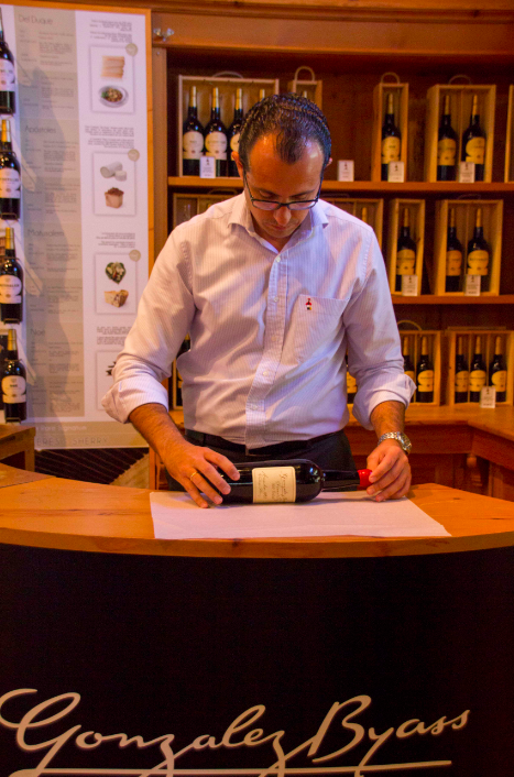 How to order a Vintage Sherry Wine from the Tio Pepe Bodegas