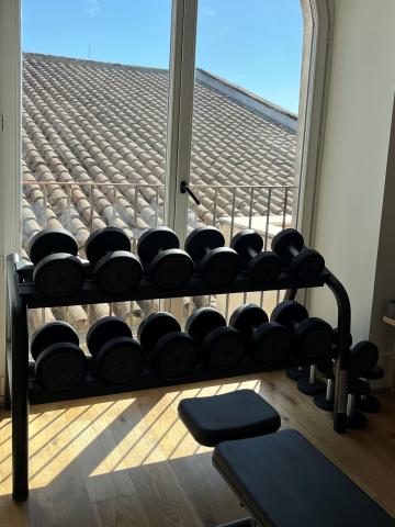 Gimnasio y zona fitness
