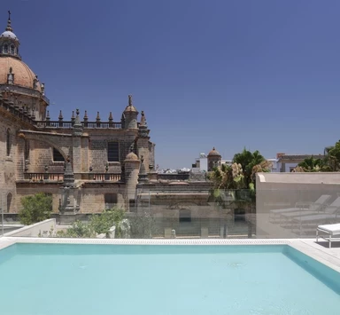 Vistas panorámicas de la Catedral de Jerez desde la terraza del Hotel Bodega Tío Pepe
